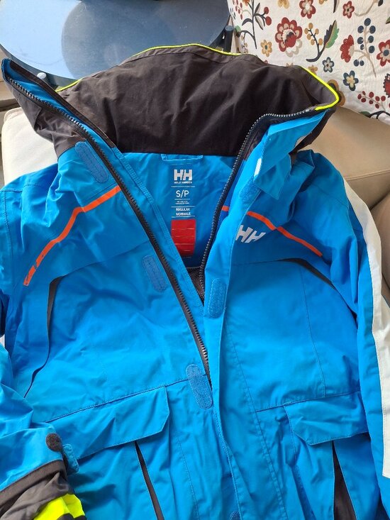 Helly Hansen Other - Helly Hansen mens Hydropower Marine Jacket Small